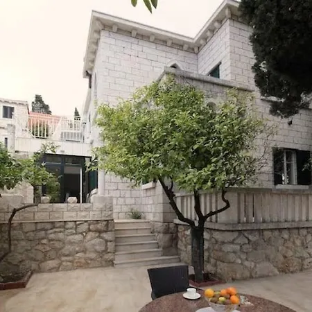 Beachfront Dubrovnik Villa Exterior photo